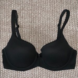 Victoria’s Secret 32DD Body By Victoria Demi Bra
